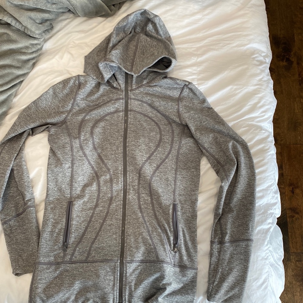 Like new grey lululemon stride zip up